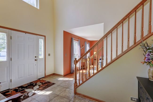 1900 Maple Glen Dr, Home with 4 bedrooms, 3 bathrooms and null parking in Plainfield IL | Image 4