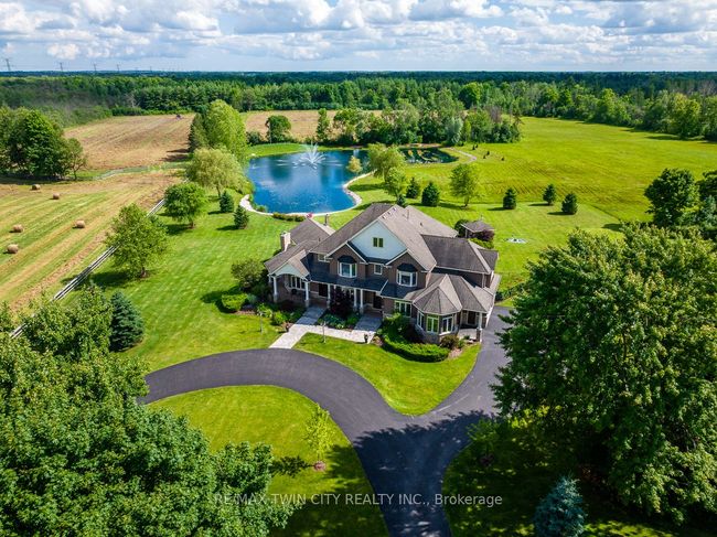 1532 Concession Rd 6 W, Home with 4 bedrooms, 6 bathrooms and 20 parking in Branchton ON | Image 4