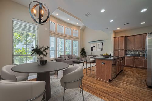 2910 Leeland St, Houston, TX, 77003-5317 | Card Image