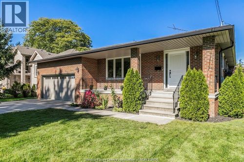 950 Kennedy Dr W, Windsor, ON, N9G1T1 | Card Image