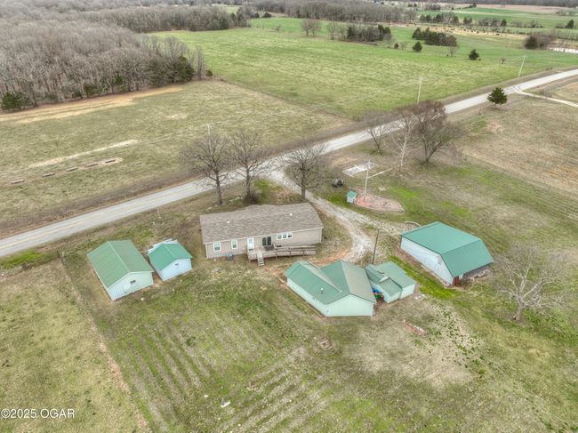 2822 Hwy Yy, House other with 3 bedrooms, 2 bathrooms and null parking in LaRussell MO | Image 9