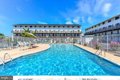 217B2 - 105 123 Rd Street, Condo with 1 bedrooms, 1 bathrooms and null parking in OCEAN CITY MD | Image 1