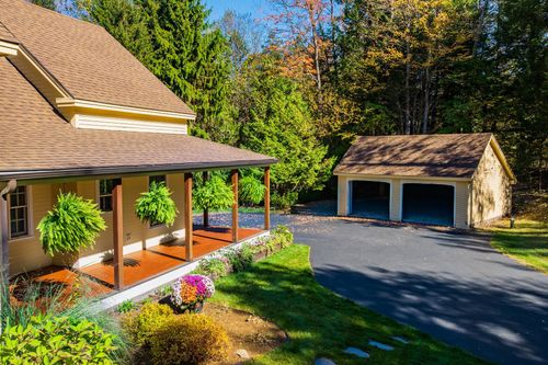 7 Mulherrin Farm Rd, Hanover, NH, 03755-4907 | Card Image