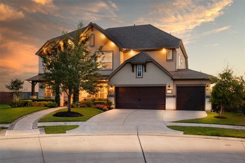 99 Zenith Ln, Sugar Land, TX, 77498-2527 | Card Image