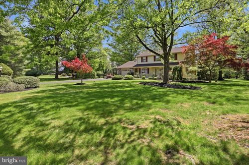 203 Fairway Rd, Ambler, PA, 19002-1108 | Card Image