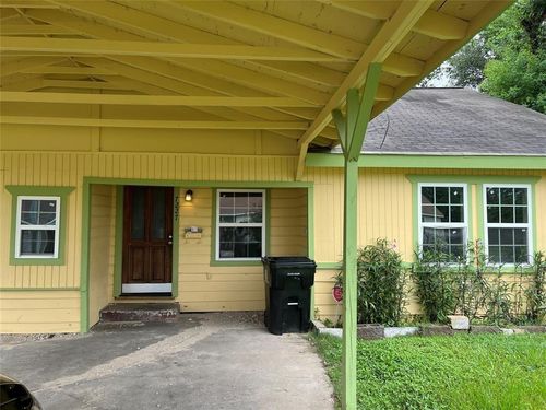 7227 Saint Augustine St, Houston, TX, 77021-6237 | Card Image