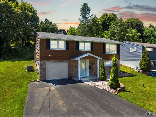 209 Patterson Ave, Syracuse, NY, 13219-1715 | Card Image