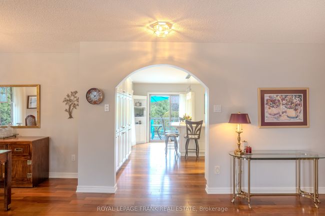 6 Mill St, House other with 3 bedrooms, 3 bathrooms and 4 parking in Bobcaygeon ON | Image 4
