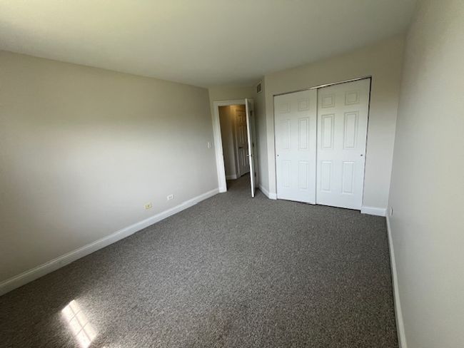 APT-115 - 11 Foxcroft Rd, Townhouse with 2 bedrooms, 2 bathrooms and 2 parking in Naperville IL | Image 24