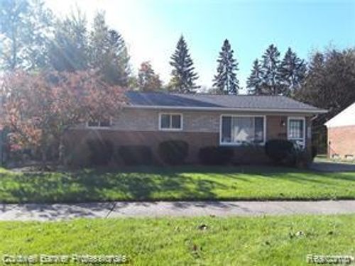 35939 Canyon Dr, Westland, MI, 48186-4161 | Card Image