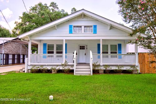 918 Sears Ave, Waveland, MS, 39576-3734 | Card Image