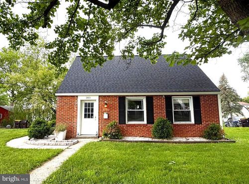 2053 Clearview Ave, West Norriton, PA, 19403-2803 | Card Image