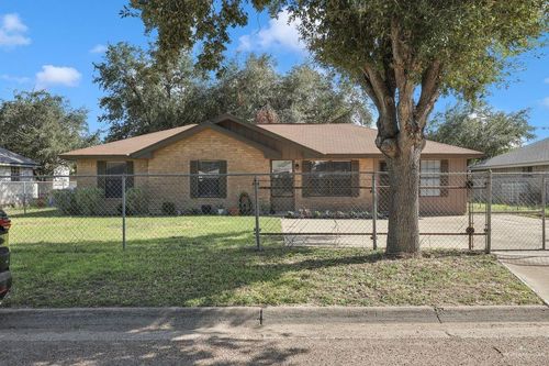 127 Armstrong St, Donna, TX, 78537-2406 | Card Image