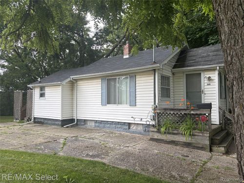 3605 Hogarth Avenue, Flint, MI, 48532 | Card Image