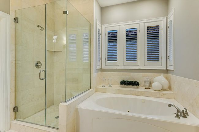 9001 Thickwoods, House other with 4 bedrooms, 5 bathrooms and 2 parking in Austin TX | Image 21