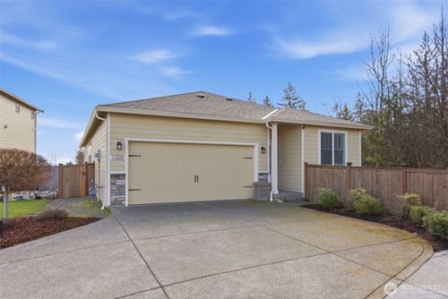 11222 191st Street Ct E, Puyallup, WA, 98374-6498 | Card Image