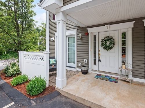 unit-1-32 Pommogussett Rd, Rutland, MA, 01543-1461 | Card Image