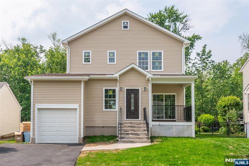 57 Hillcrest Dr, Wayne, NJ, 07470-5730 | Card Image