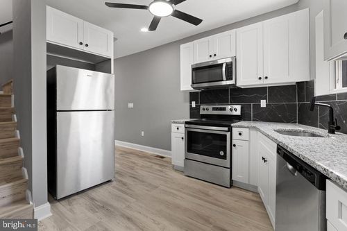 1807 Hollins St, BALTIMORE, MD, 21223-2312 | Card Image