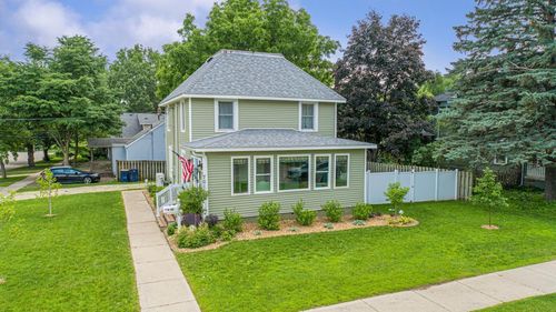 701 3rd St W, Northfield, MN, 55057-1639 | Card Image