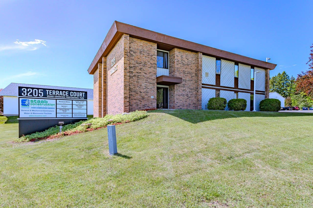 3205 Terrace Ct, Wausau, WI 54401