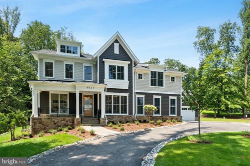 9024 Honeybee Ln, BETHESDA, MD, 20817-6927 | Card Image