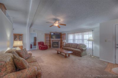 14526 S 161st East Avenue, House other with 4 bedrooms, 2 bathrooms and null parking in Bixby OK | Image 3