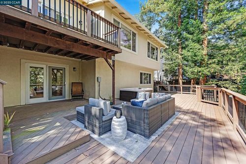 14 Saint Louis Ln, Pleasant Hill, CA, 94523-1139 | Card Image
