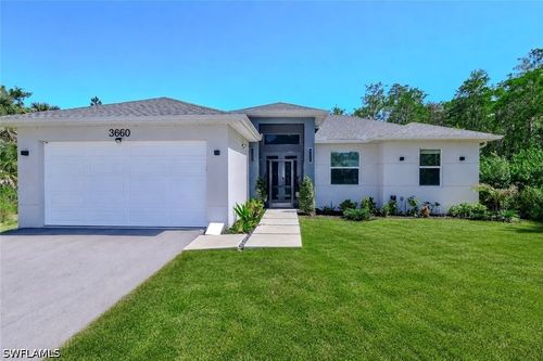 3660 39th Ave Ne, NAPLES, FL, 34120-7573 | Card Image