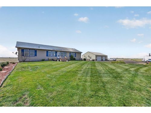 49400 E 104th Ave, Bennett, CO, 80102-9470 | Card Image