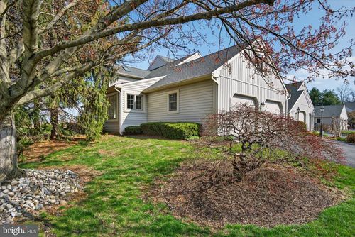 28 Shybrook Ct, Elizabethtown, PA, 17022-9200 | Card Image