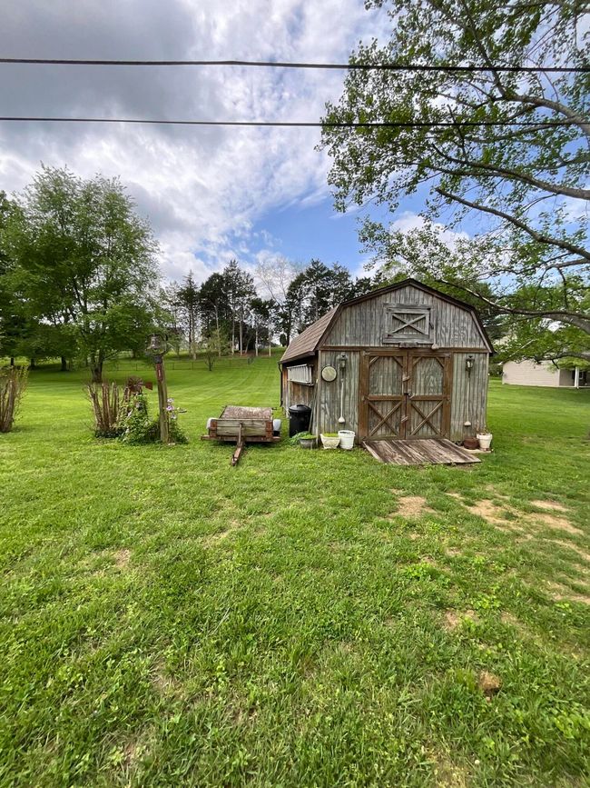 2031 Pond Meadow Rd, House other with 4 bedrooms, 3 bathrooms and null parking in Somerset KY | Image 66