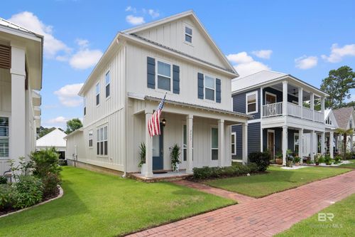 2617 Bienville Ave, Gulf Shores, AL, 36542-4801 | Card Image