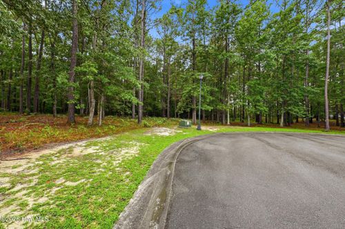 807 Weston Ln, Bolivia, NC, 28422-8092 | Card Image