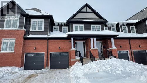 150 Molozzi St, Erin, ON, N0B1T0 | Card Image