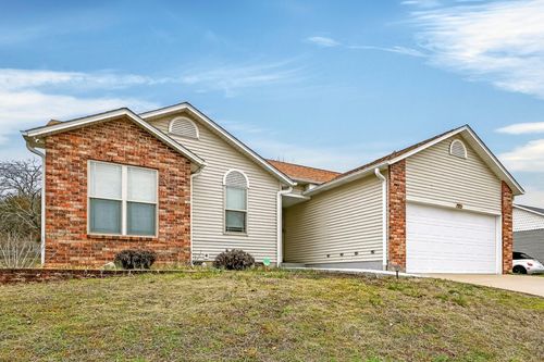 146 Teresa Ter, Branson, MO, 65616-8353 | Card Image