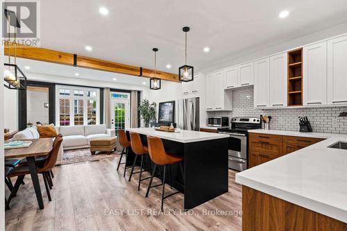 79 Browview Drive, Hamilton (Waterdown), ON, L1B1L9 | Card Image