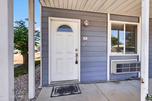 37-1664 Beach Blvd, Biloxi, MS, 39531-5361 | Card Image