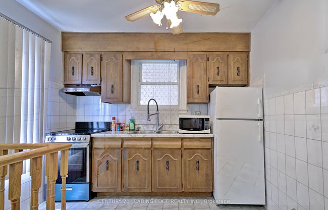 793 Tate Ave, House other with 2 bedrooms, 2 bathrooms and 6 parking in Hamilton ON | Image 15