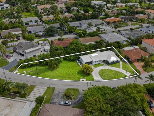 301 186th St, Sunny Isles Beach, FL, 33160-2443 | Card Image