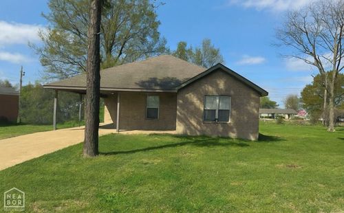813 Mildred Ave, Trumann, AR, 72472-1411 | Card Image