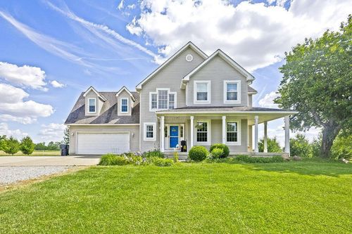 1050 Eckard Rd, Centerburg, OH, 43011-9692 | Card Image