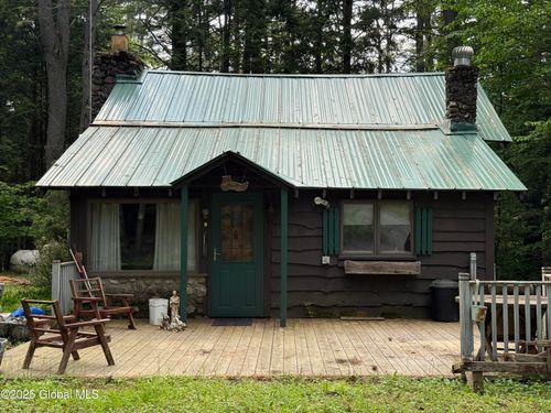 33 Chuckwagon Dr, Lake Luzerne, NY, 12846 | Card Image
