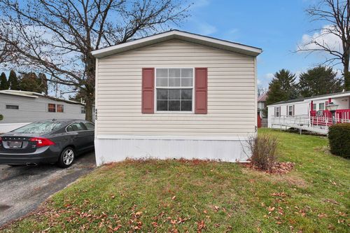 8460 Canaan Blvd, Plain City, OH, 43064-9515 | Card Image