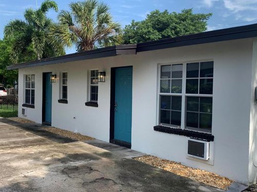 1-1436 Ne 2nd Avenue, Fort Lauderdale, FL, 33304 | Card Image