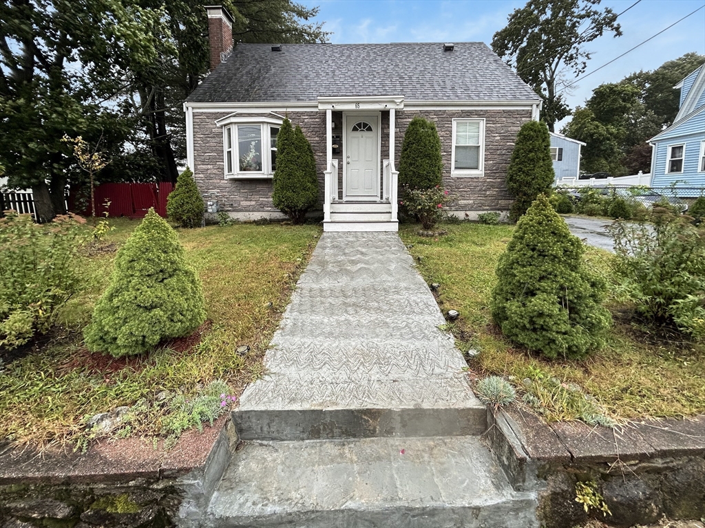 Clarence St, Brockton, MA 02301