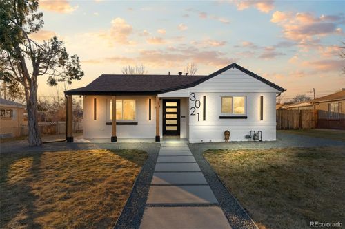3021 Locust St, Denver, CO, 80207-2844 | Card Image