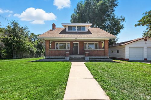 325 W 300 N, Hyrum, UT, 84319-1033 | Card Image