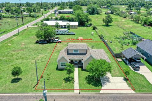 2409 Pecan St, Bastrop, TX, 78602-1522 | Card Image