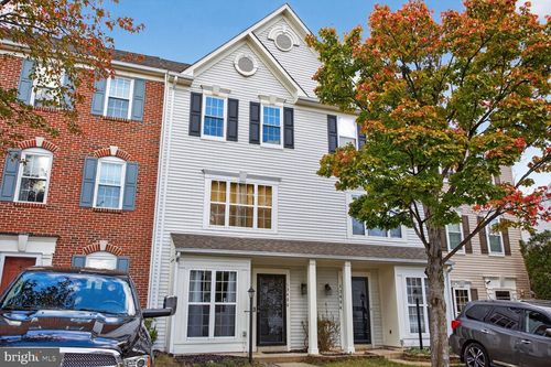 13486 Grouserun Ln, BRISTOW, VA, 20136-1766 | Card Image